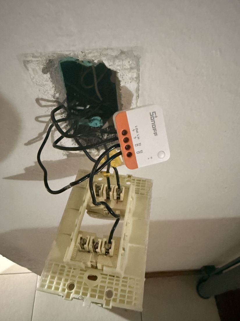 ZBMINI-L2 cableado en la caja de pared